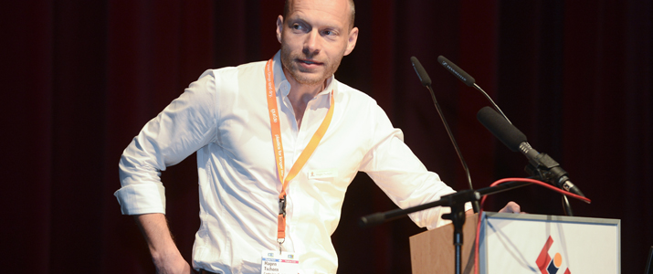 Canto Geschäftsführer Hagen Tschorn hielt auf der Rapid .Tech einen Vortrag zum Thema „Der Einzug des 3D-Drucks in die Serienfertigung“. Canto Geschäftsführer Hagen Tschorn hielt auf der Rapid .Tech einen Vortrag zum Thema „Der Einzug des 3D-Drucks in die Serienfertigung“.